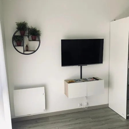 Studio En Residence, Proche De La Mer Avec Parking Gratuit Et 5G Home Villers-sur-Mer Exterior photo