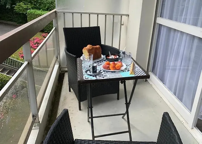 Studio En Residence, Proche De La Mer Avec Parking Gratuit Et 5G Home